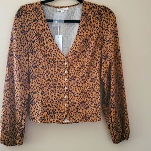 Nwt v-neck button down blouse